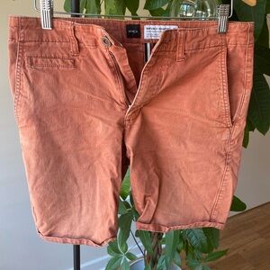 Men’s flat front chino shorts RVCA size 29. Burnt Orange color